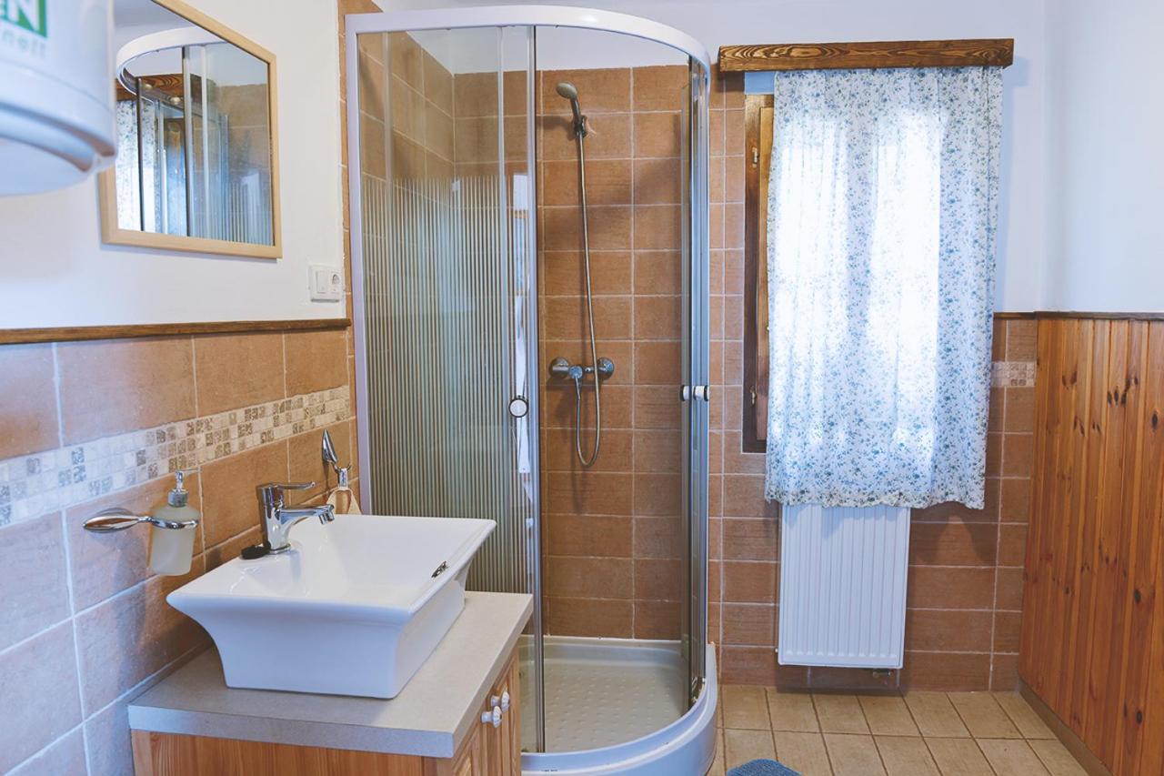 Sun City Vizisport Paradicsom Hódmezővásárhely Esterno foto