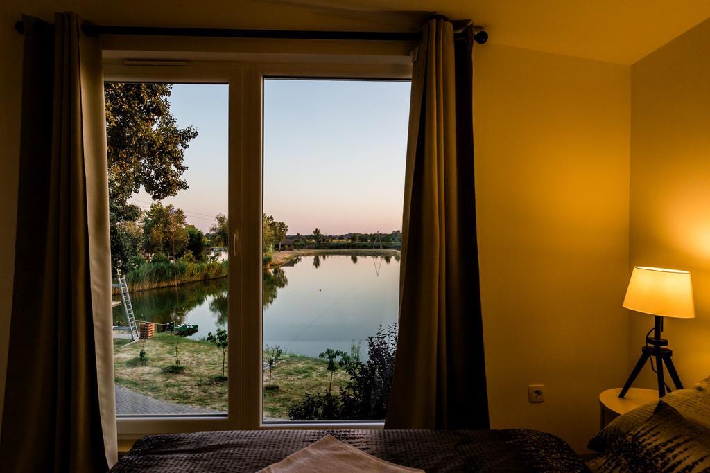 Sun City Vizisport Paradicsom Hódmezővásárhely Esterno foto